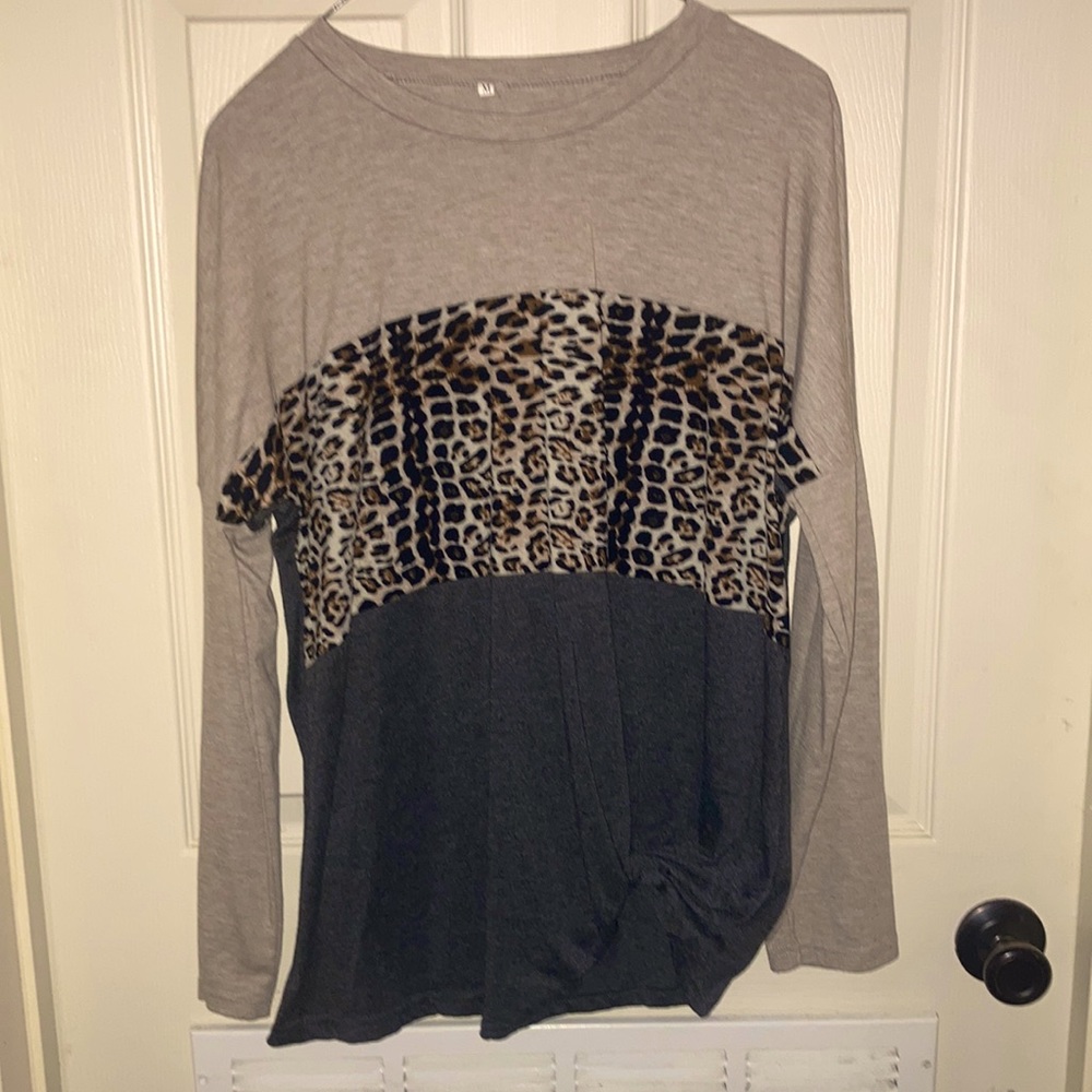 Cute Leopard Long sleeve